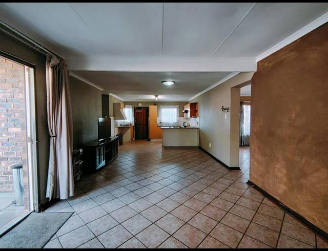 3 BEDROOM HOUSE FOR SALE IN THE REEDS